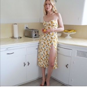 NWOT Juliette Reformation Lemon Dress